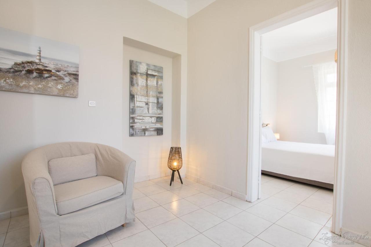 Pier Apartments การ์ปาตอส ภายนอก รูปภาพ