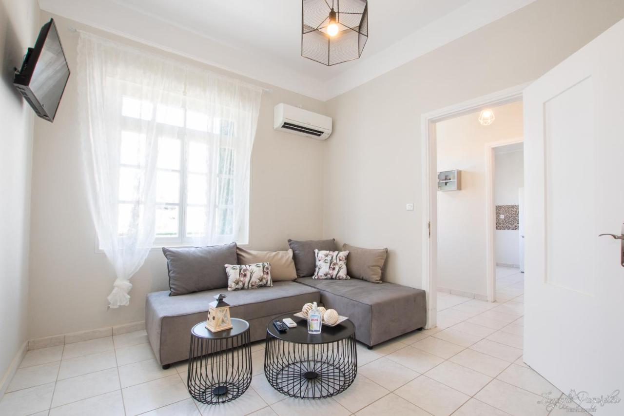 Pier Apartments การ์ปาตอส ภายนอก รูปภาพ