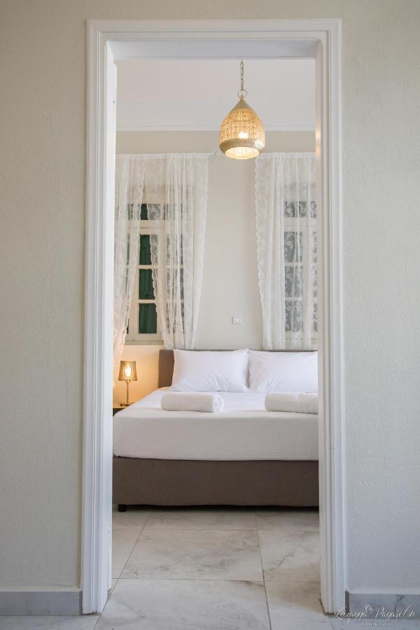 Pier Apartments การ์ปาตอส ภายนอก รูปภาพ